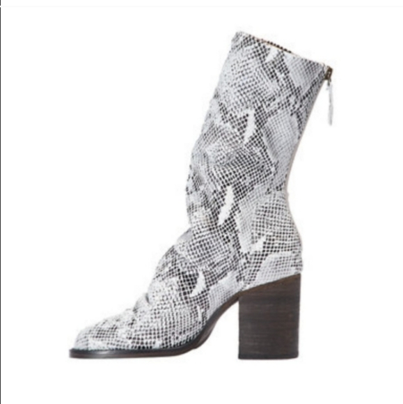 Free People Elle Block Heel Women's Boot Size 39EU/9US - Picture 2 of 6